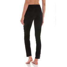 Carica l&#39;immagine nel visualizzatore di Gallery, Leggings pizzo &quot;PD182501&quot; - Donna
