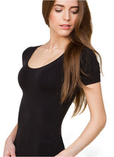 Carica l&#39;immagine nel visualizzatore di Gallery, T-Shirt microfibra &quot;Color Seamless&quot; - Donna
